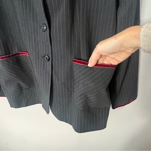Vintage Womens Grey Pinstripe Suit Jacket Wide Leg Pants 12 Office Career Formal - Picture 6 of 16